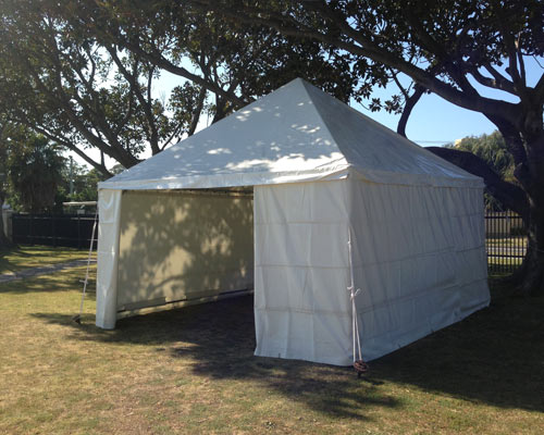 Free Standing Marquee 4,5m x 4,5m in white for hire